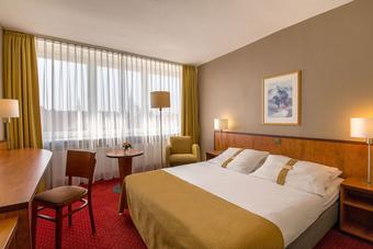 Best Western Plus Hotel Bautzen - Doppelzimmer Betten zusammen