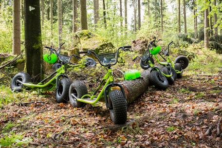 Monsterroller stehen bereit für eine Tour